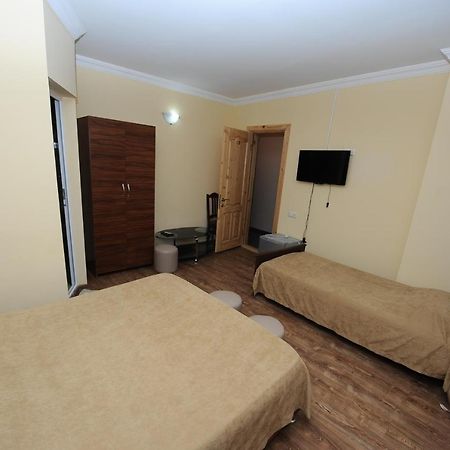 Hotel Dadiani Batumi Bagian luar foto