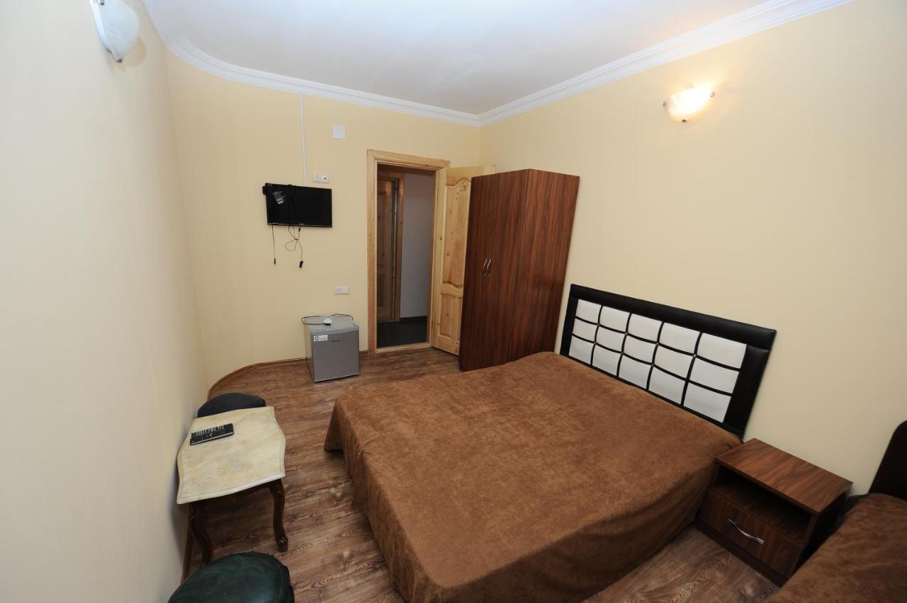 Hotel Dadiani Batumi Bagian luar foto