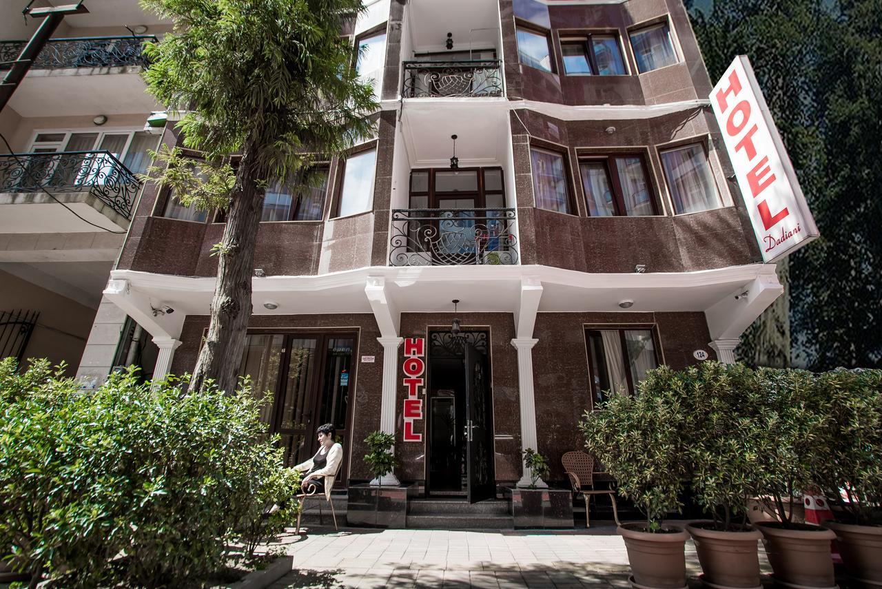Hotel Dadiani Batumi Bagian luar foto